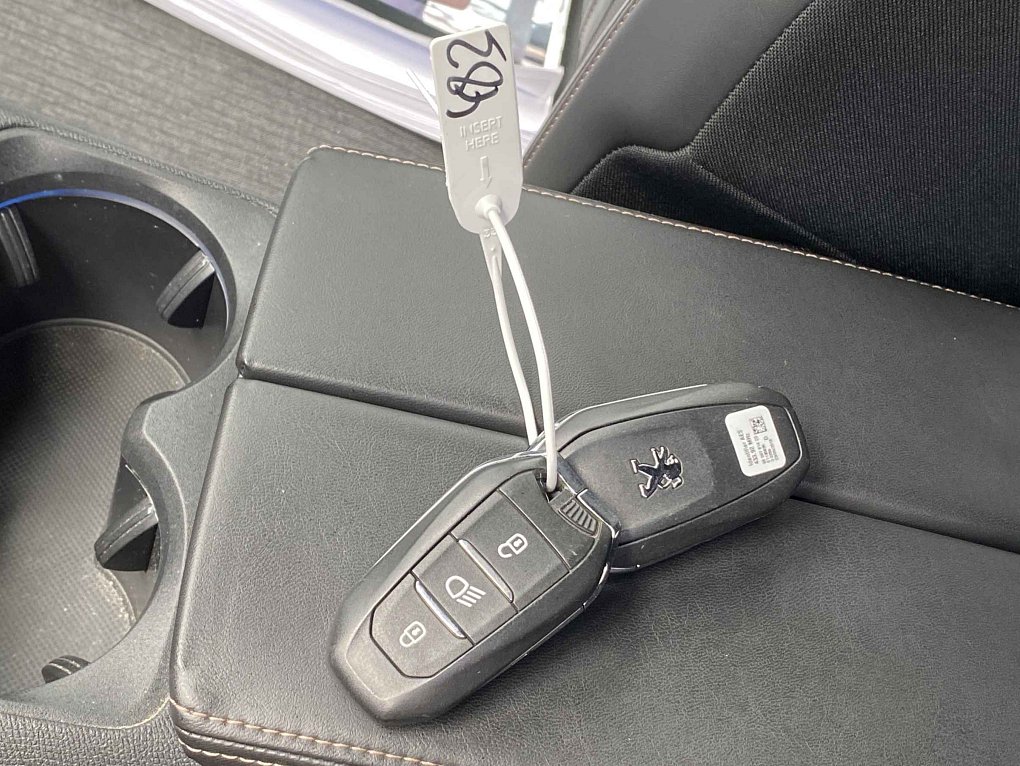 Peugeot 3008 1.2 PT GT Line