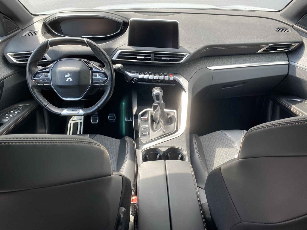 Peugeot 3008 1.2 PT GT Line