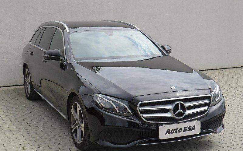 Mercedes-Benz Třída E 2.0 CDi  E 220