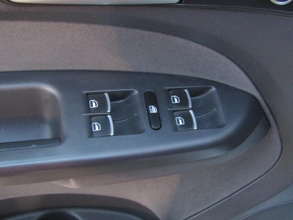 Volkswagen Touran 2.0TDi 