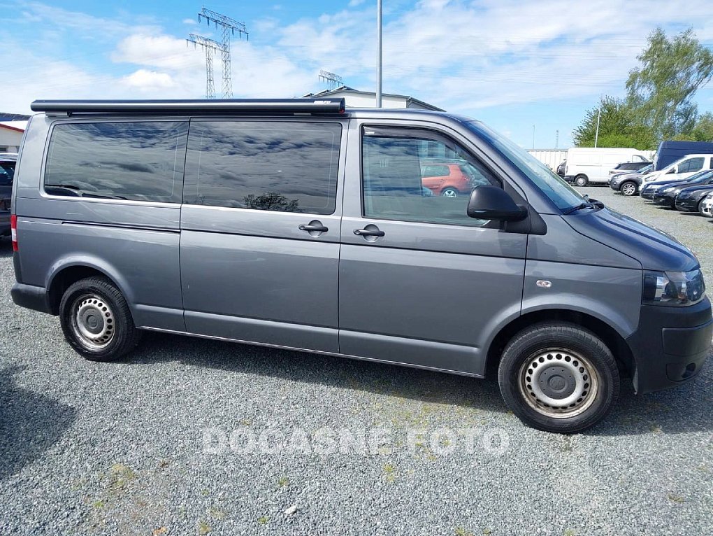 Volkswagen Transporter 2.0TDi  L2 9míst