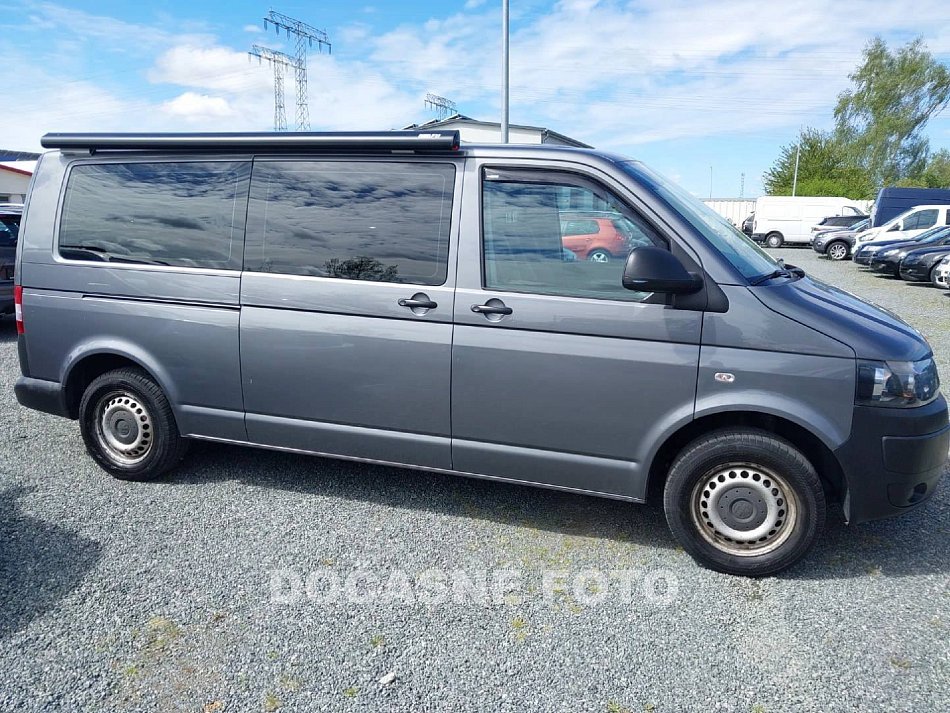 Volkswagen Transporter 2.0TDi  L2 9míst