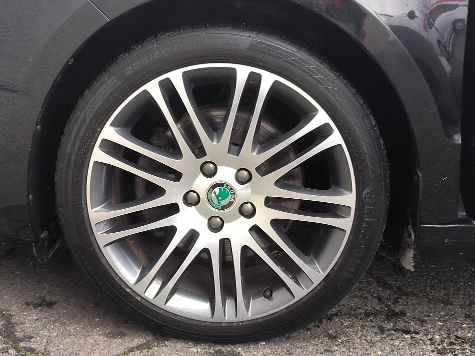 Škoda Superb II 2.0 TDi Family