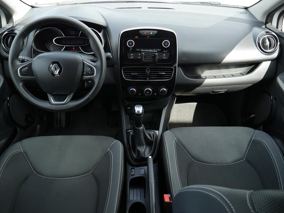 Renault Clio 1.2i 
