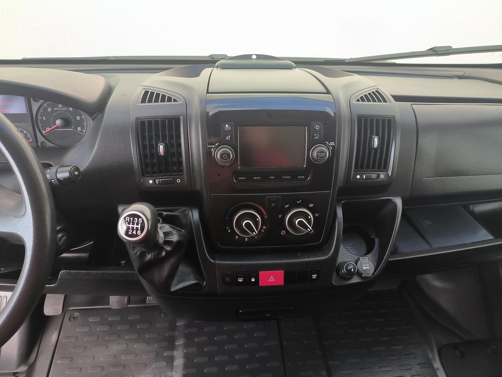 Peugeot Boxer 2.2HDi  L2H1