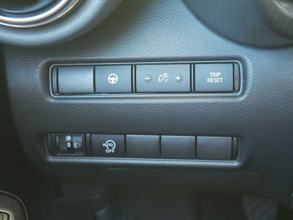 Nissan Juke 1.0DIG-T Tekna