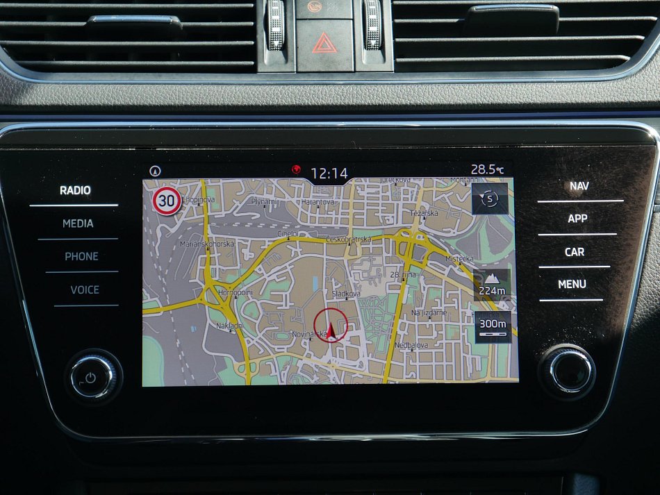 Škoda Superb III 2.0 TDi Style