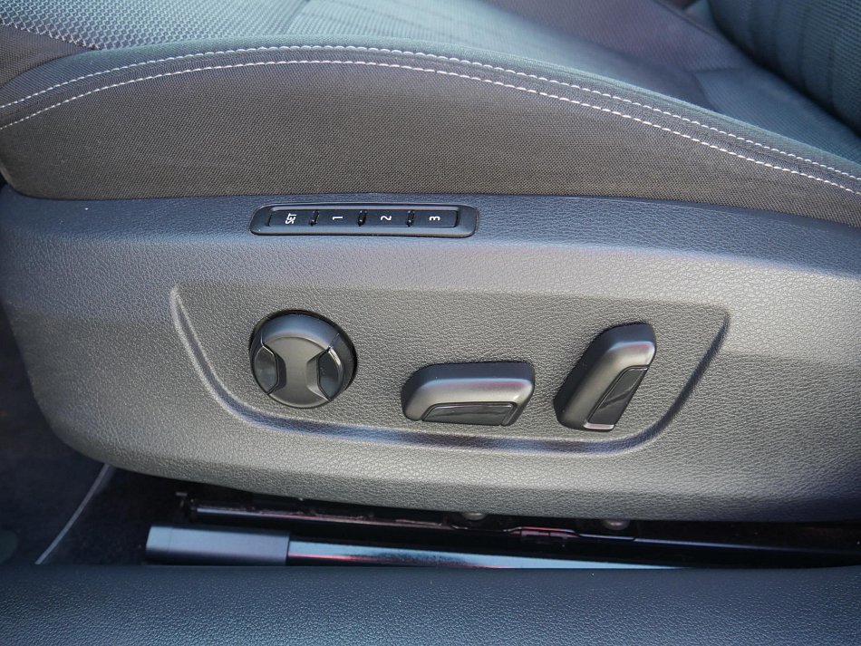 Škoda Superb III 2.0 TDi Style