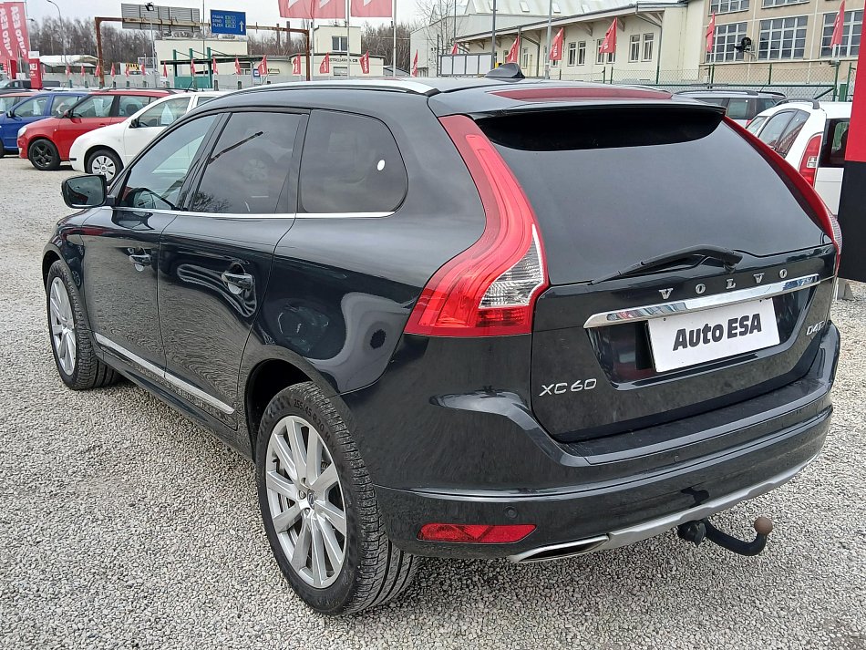 Volvo XC60 2.4 D4 Summum AWD