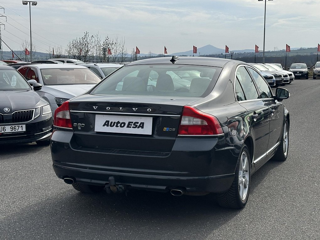 Volvo S80 2.4 