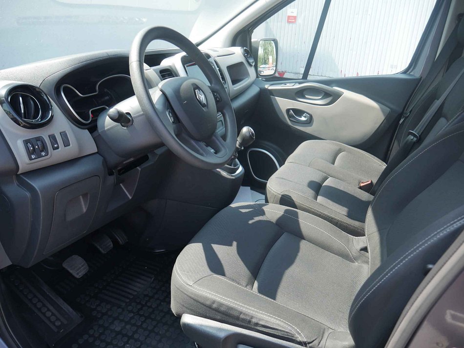 Renault Trafic 1.6dCi  6míst