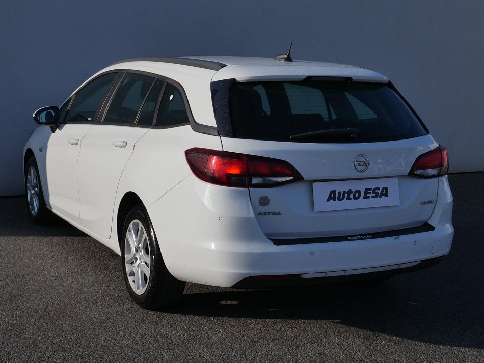 Opel Astra 1.4T 