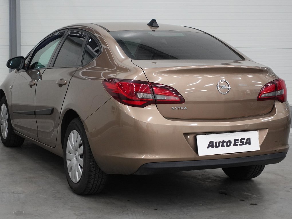 Opel Astra 1.4i 