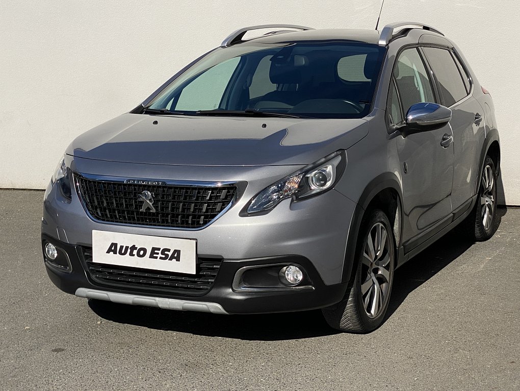 Peugeot 2008 1.2 PT Crossway