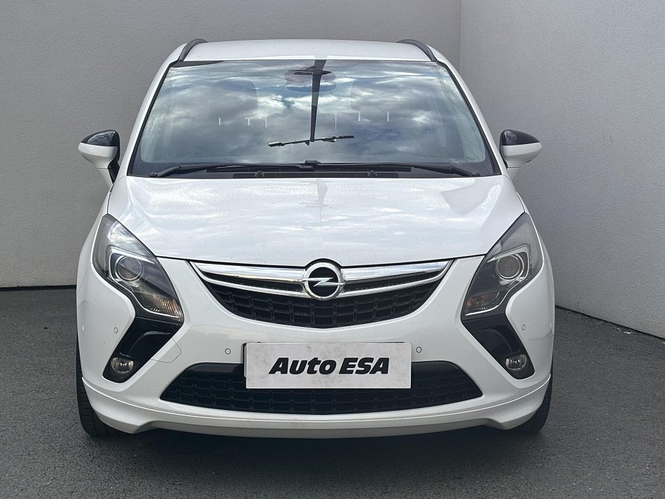 Opel Zafira 1.4 T OPC line