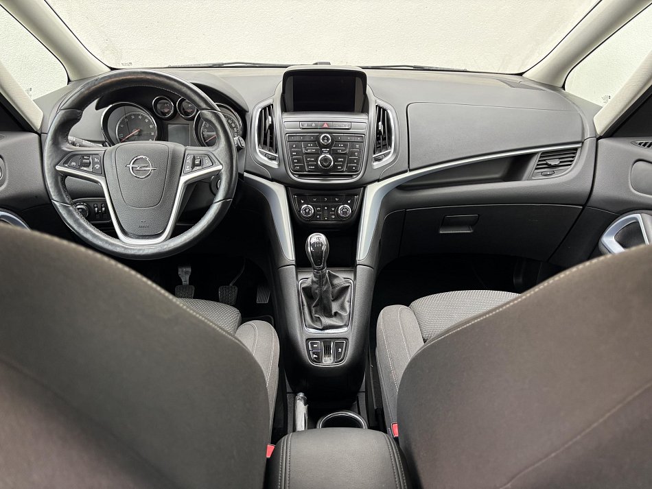 Opel Zafira 1.4 T OPC line