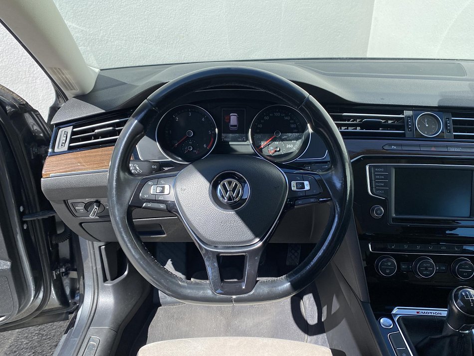 Volkswagen Passat 2.0 TDi Highline 4Motion
