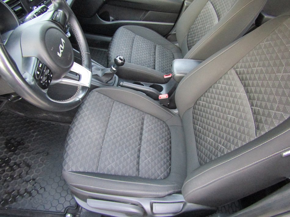 Kia Rio 1.2i 