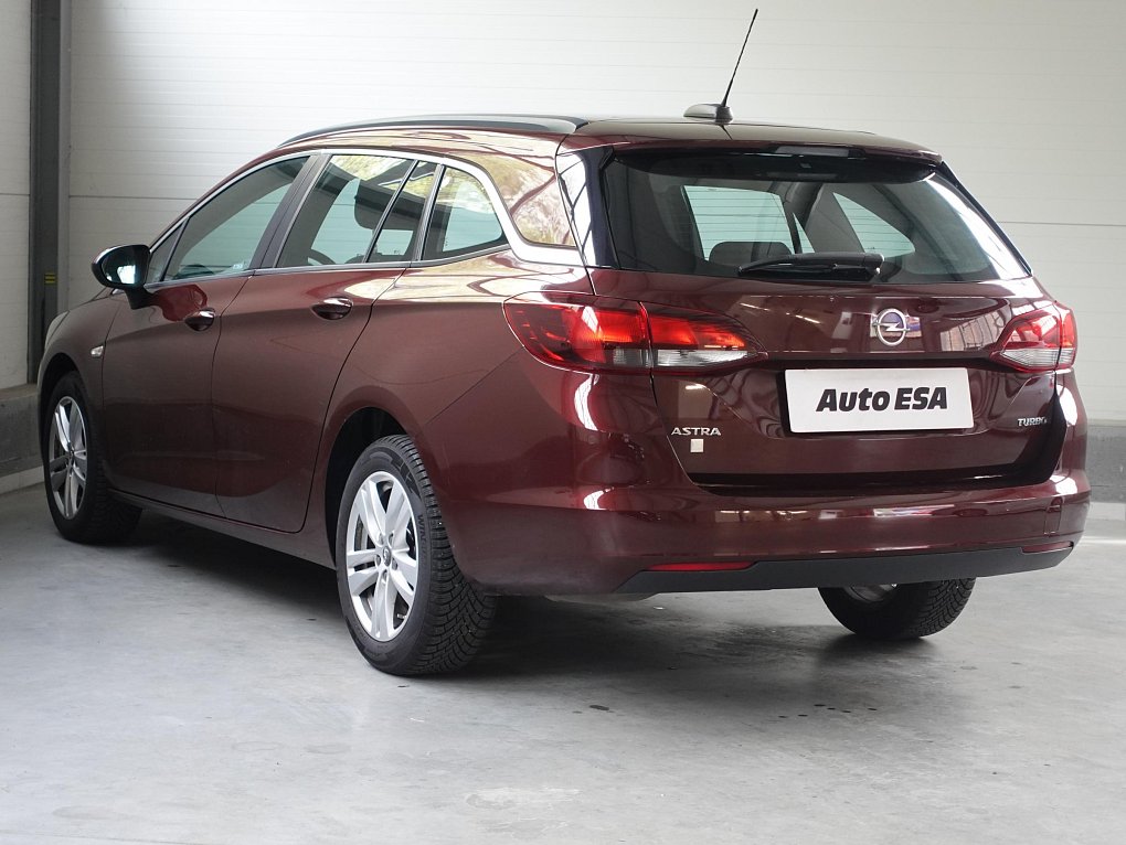 Opel Astra 1.4T 