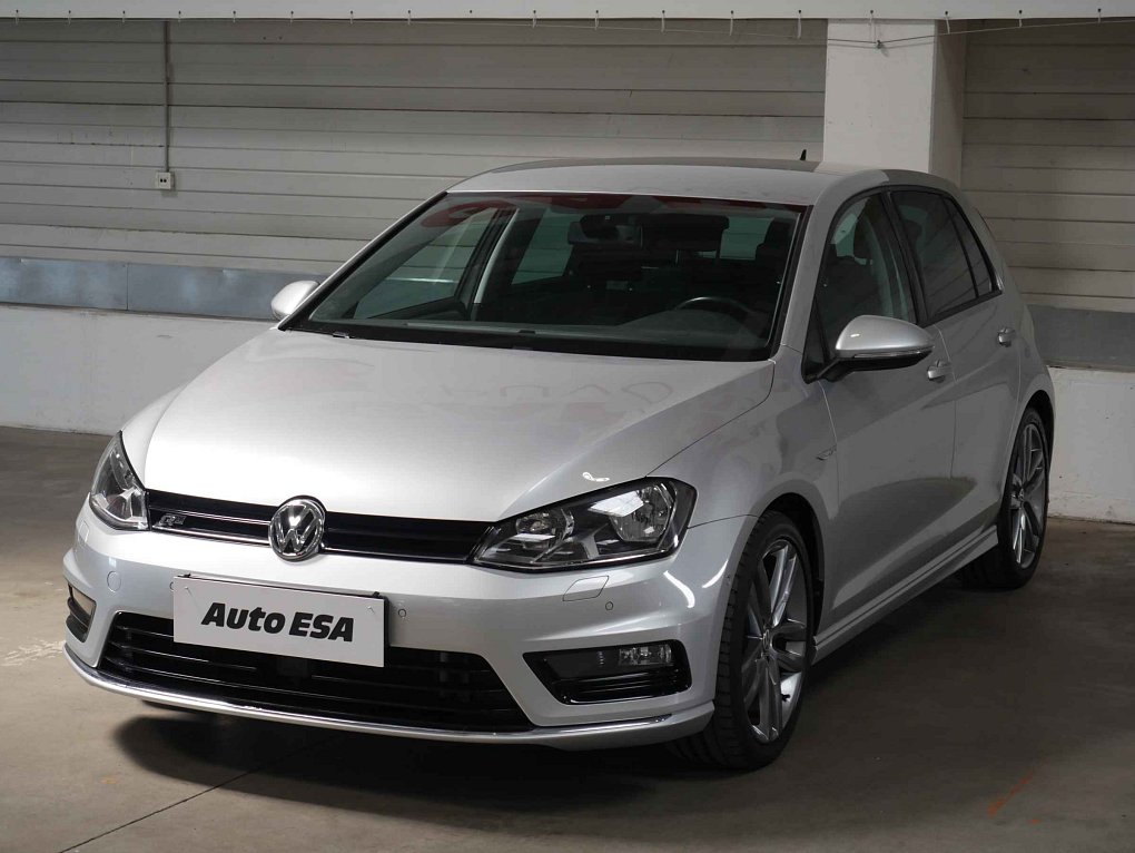 Volkswagen Golf 1.4 TSi CUP R-Line