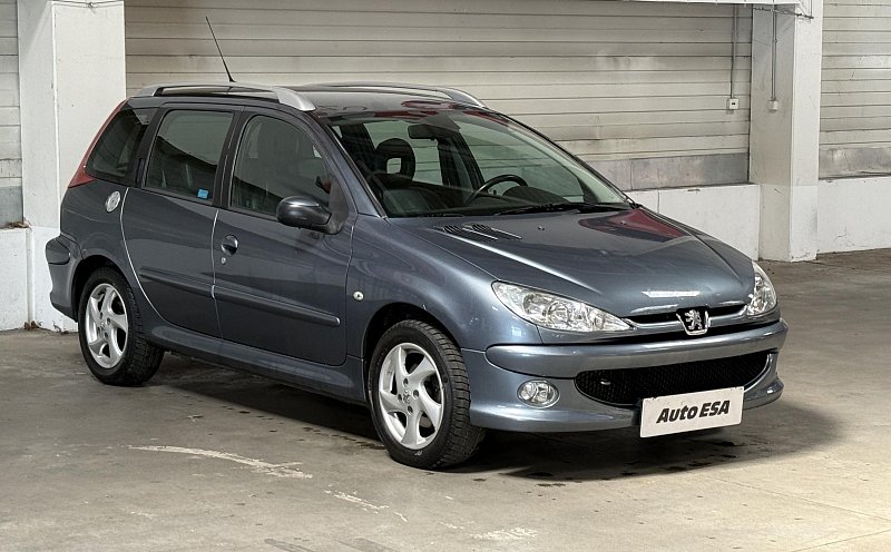 Peugeot 206 1.6i 