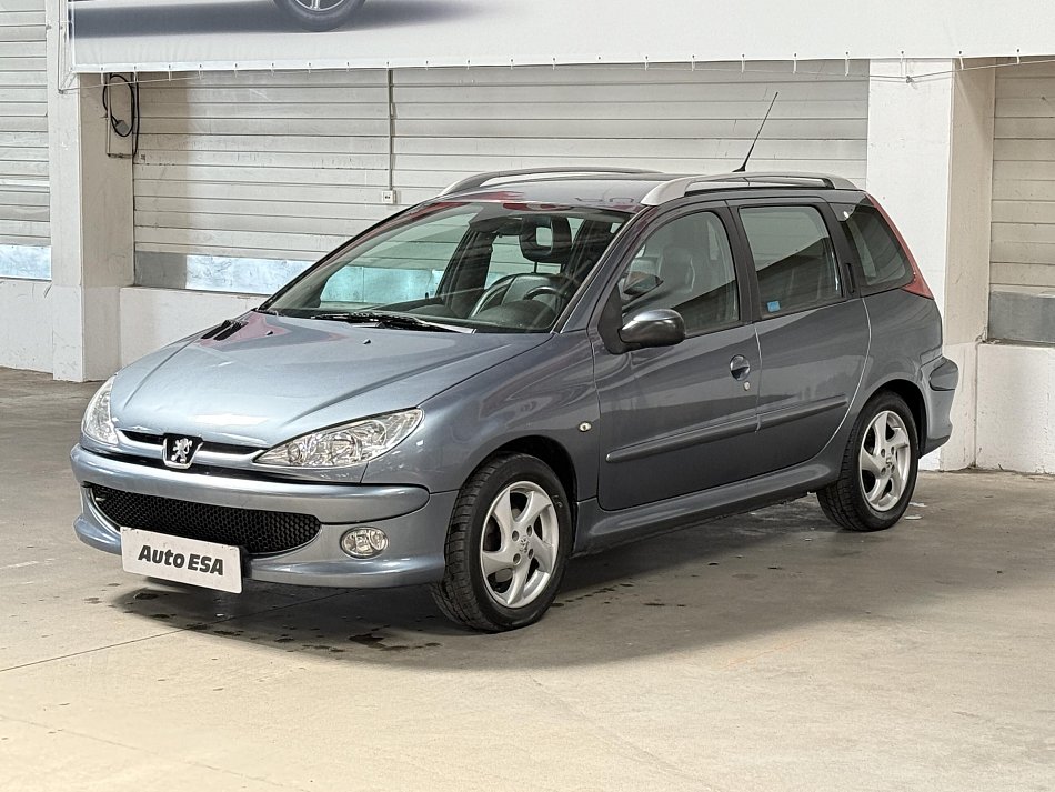 Peugeot 206 1.6i 