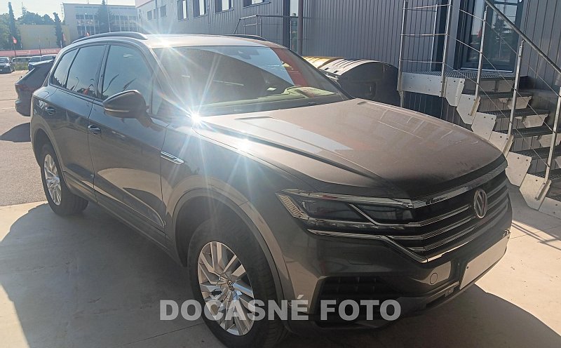 Volkswagen Touareg 3.0TDi  4x4