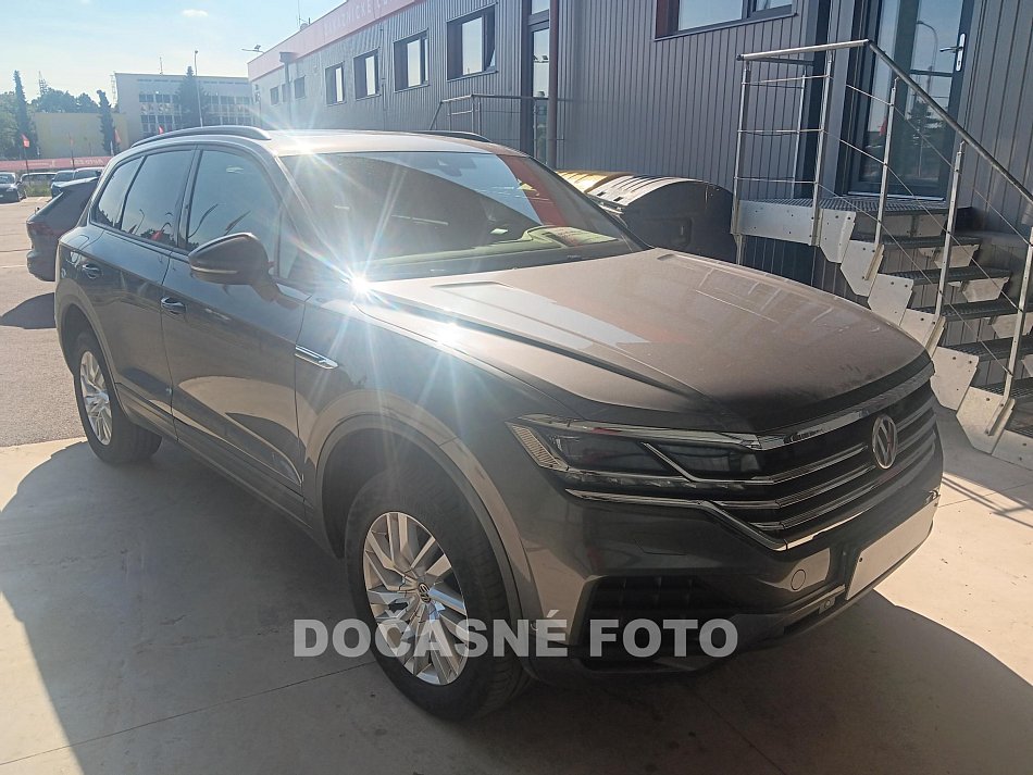 Volkswagen Touareg 3.0TDi  4x4