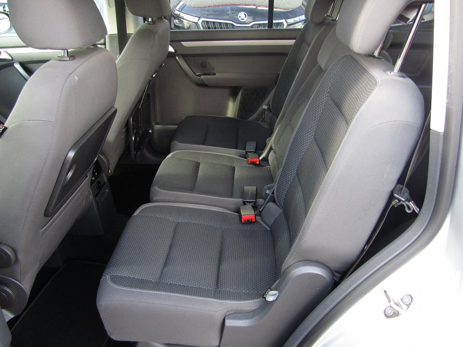 Volkswagen Touran 1.6 TDi Business