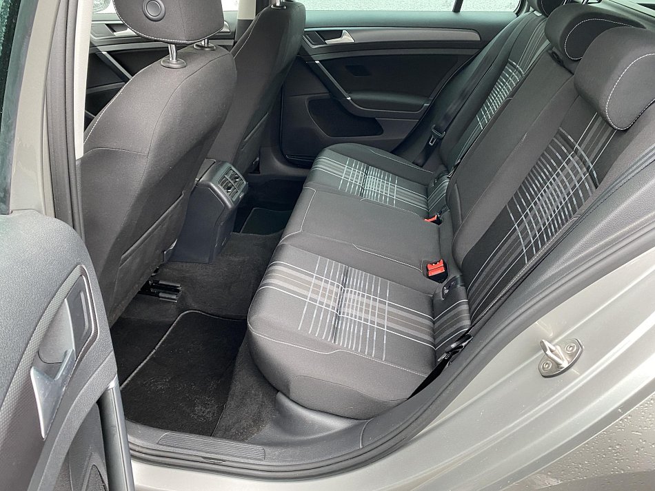 Volkswagen Golf 1.2 TSi Lounge