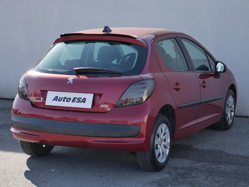 Peugeot 207 1.4i 