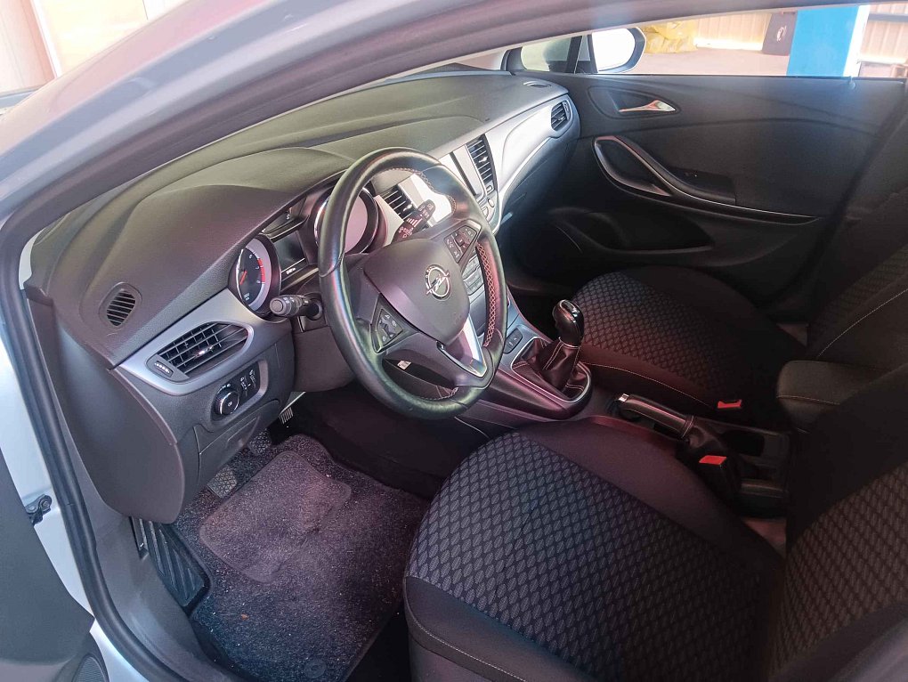 Opel Astra 1.4T 