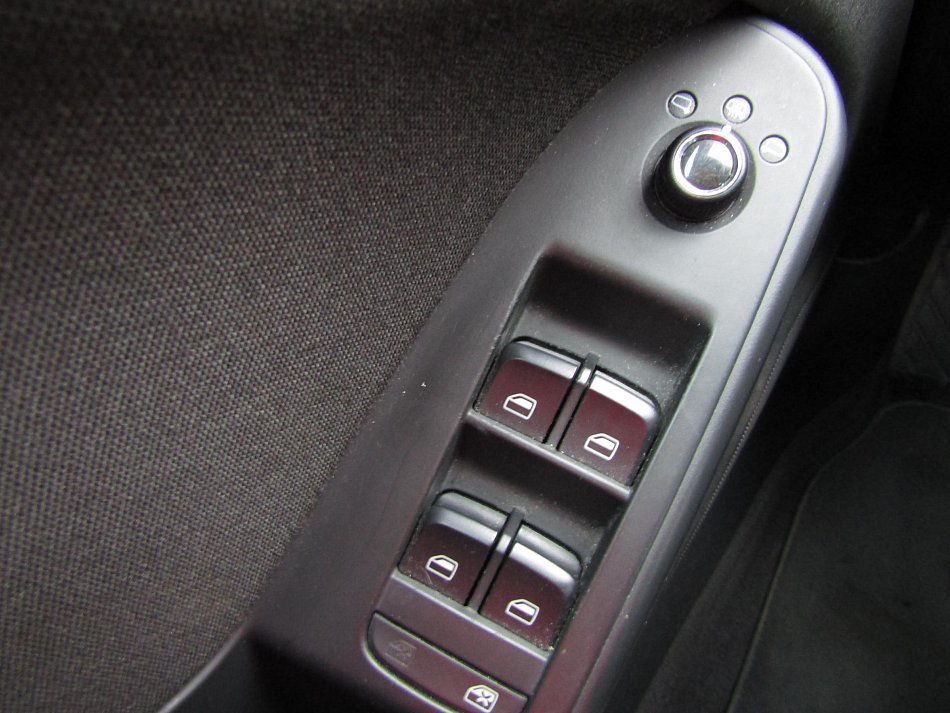 Audi A4 2.0 TDi Attraction