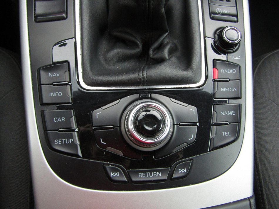Audi A4 2.0 TDi Attraction