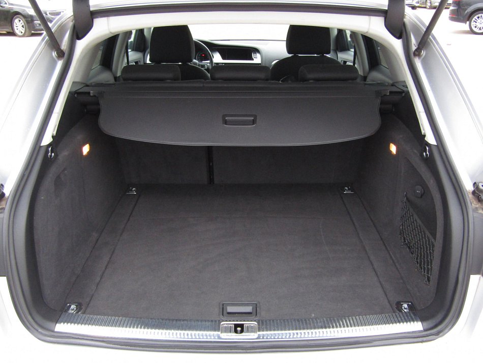 Audi A4 2.0 TDi Attraction