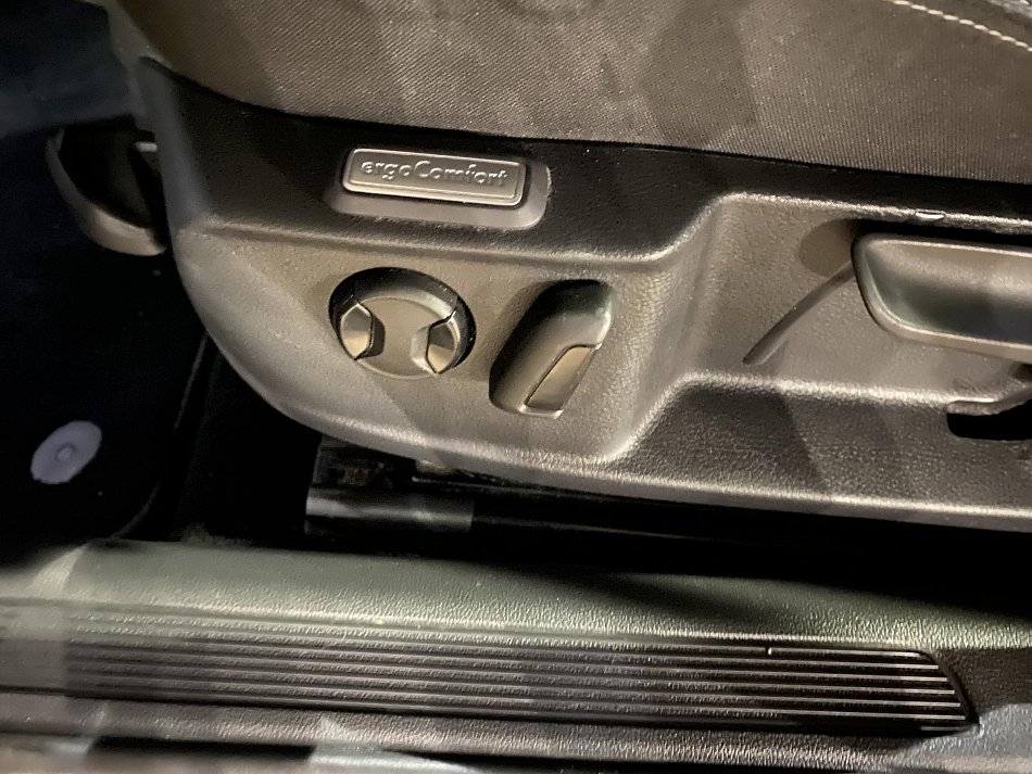 Volkswagen Passat 1.6 TDi Business