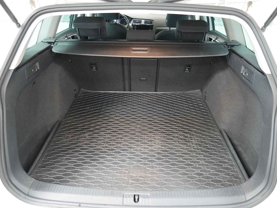 Volkswagen Golf 2.0TDi 