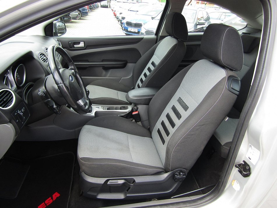 Ford Focus 1.6 16V 