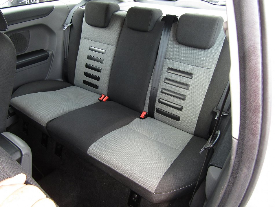 Ford Focus 1.6 16V 