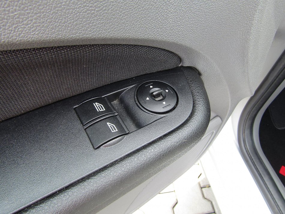 Ford Focus 1.6 16V 