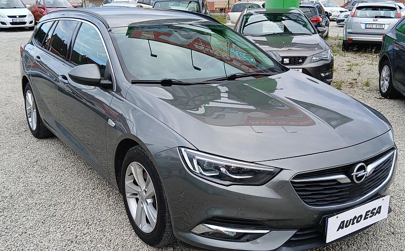 Opel Insignia 2.0CDTi 