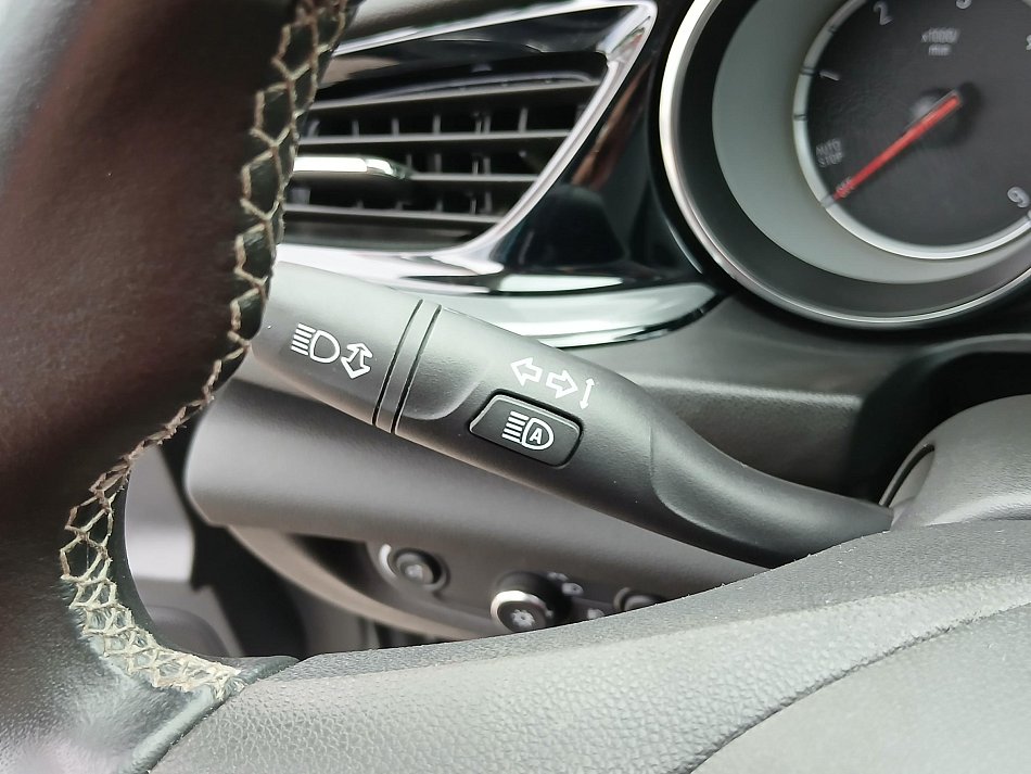 Opel Insignia 2.0CDTi 