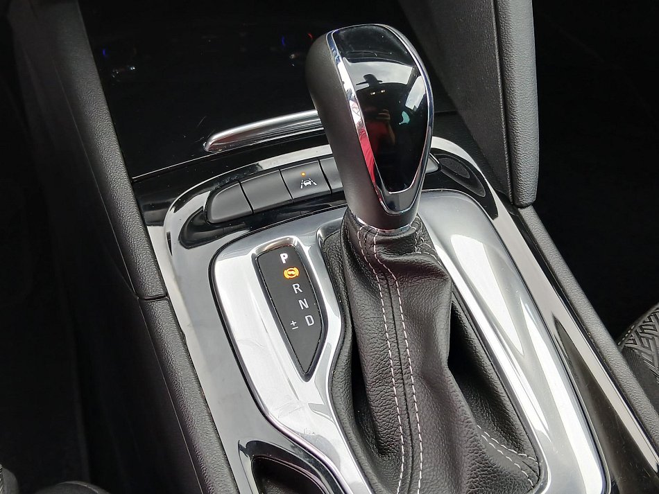 Opel Insignia 2.0CDTi 