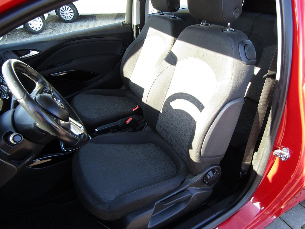 Opel Adam 1.2i 