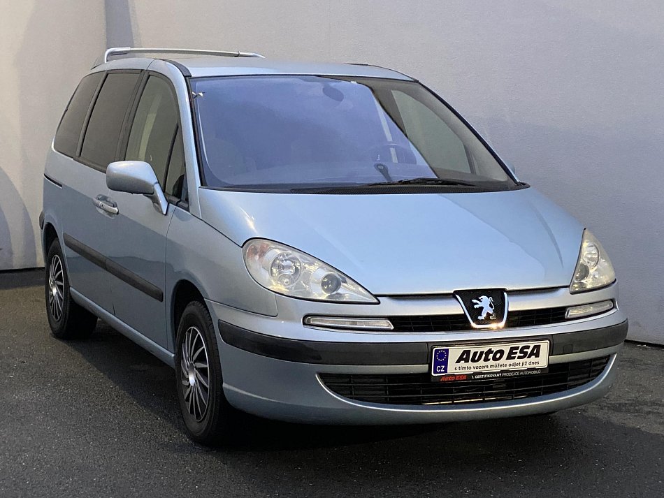 Peugeot 807 2.2i  7míst