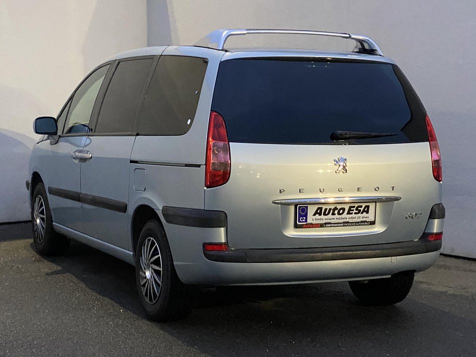Peugeot 807 2.2i  7míst