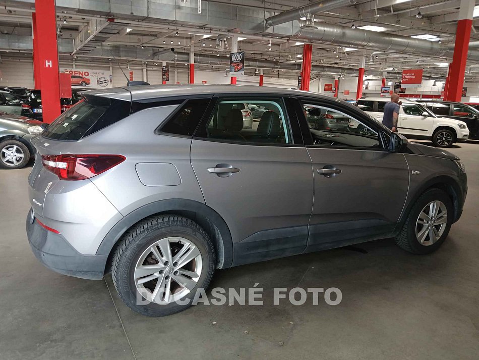 Opel Grandland X 1.6 