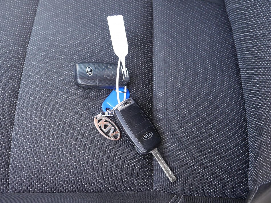 Kia Carens 1.7CRDi 