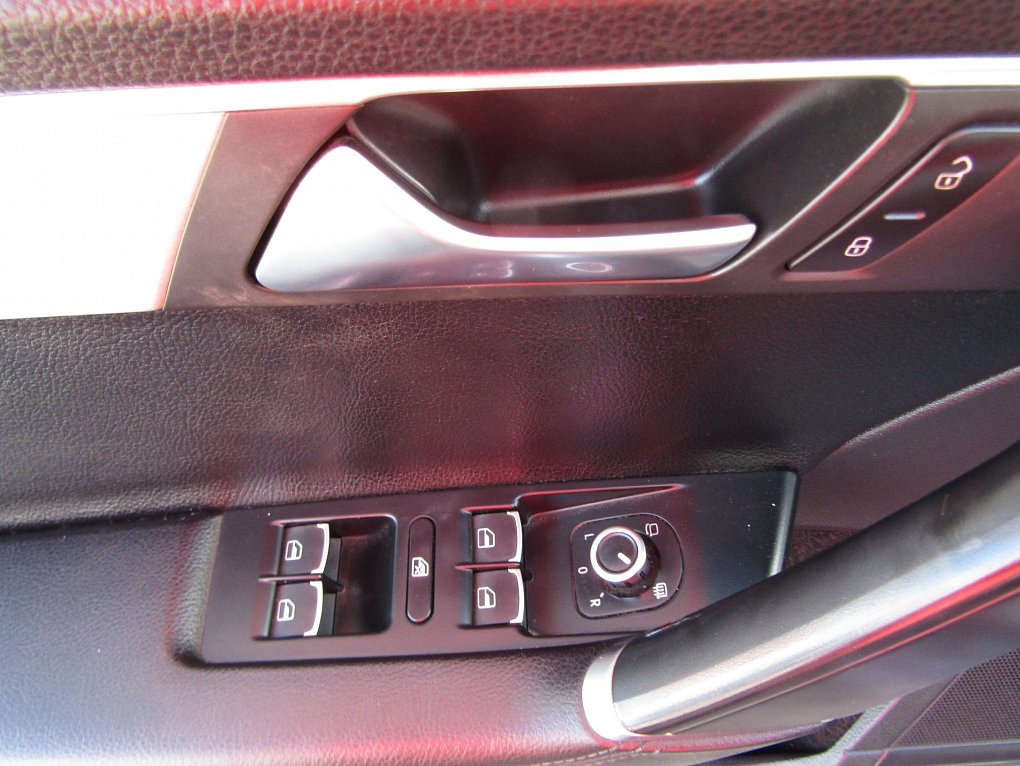 Volkswagen Passat 2.0 TDi 