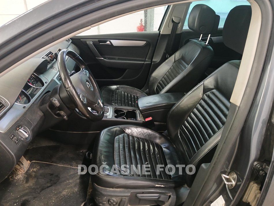 Volkswagen Passat 2.0 TDi 